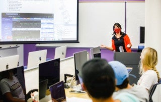 kebin xu teaches an electrical engineering class